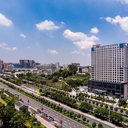 Готель Hampton By Hilton Nanning Wuxiang Екстер'єр фото