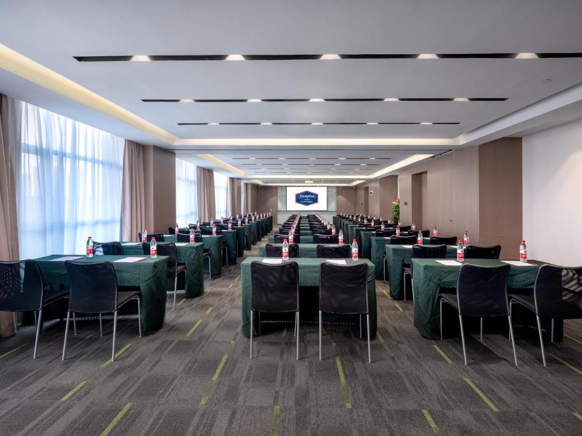 Готель Hampton By Hilton Nanning Wuxiang Екстер'єр фото