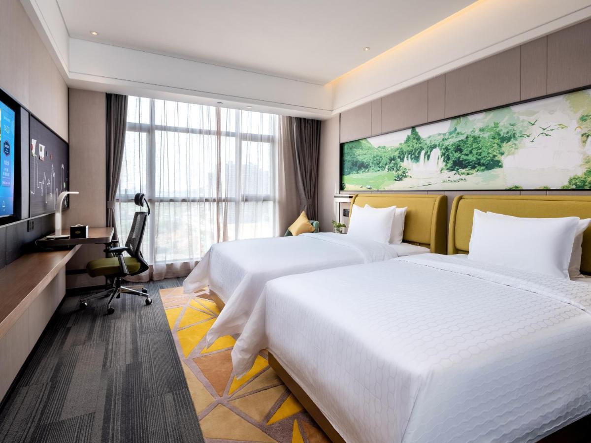 Готель Hampton By Hilton Nanning Wuxiang Екстер'єр фото