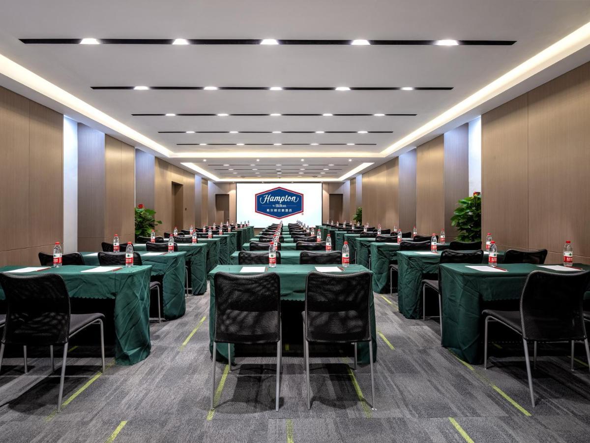 Готель Hampton By Hilton Nanning Wuxiang Екстер'єр фото