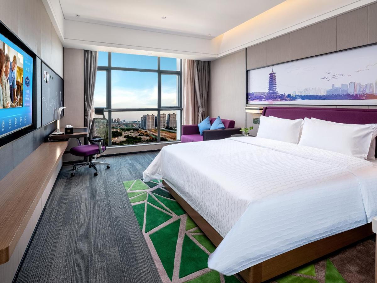 Готель Hampton By Hilton Nanning Wuxiang Екстер'єр фото