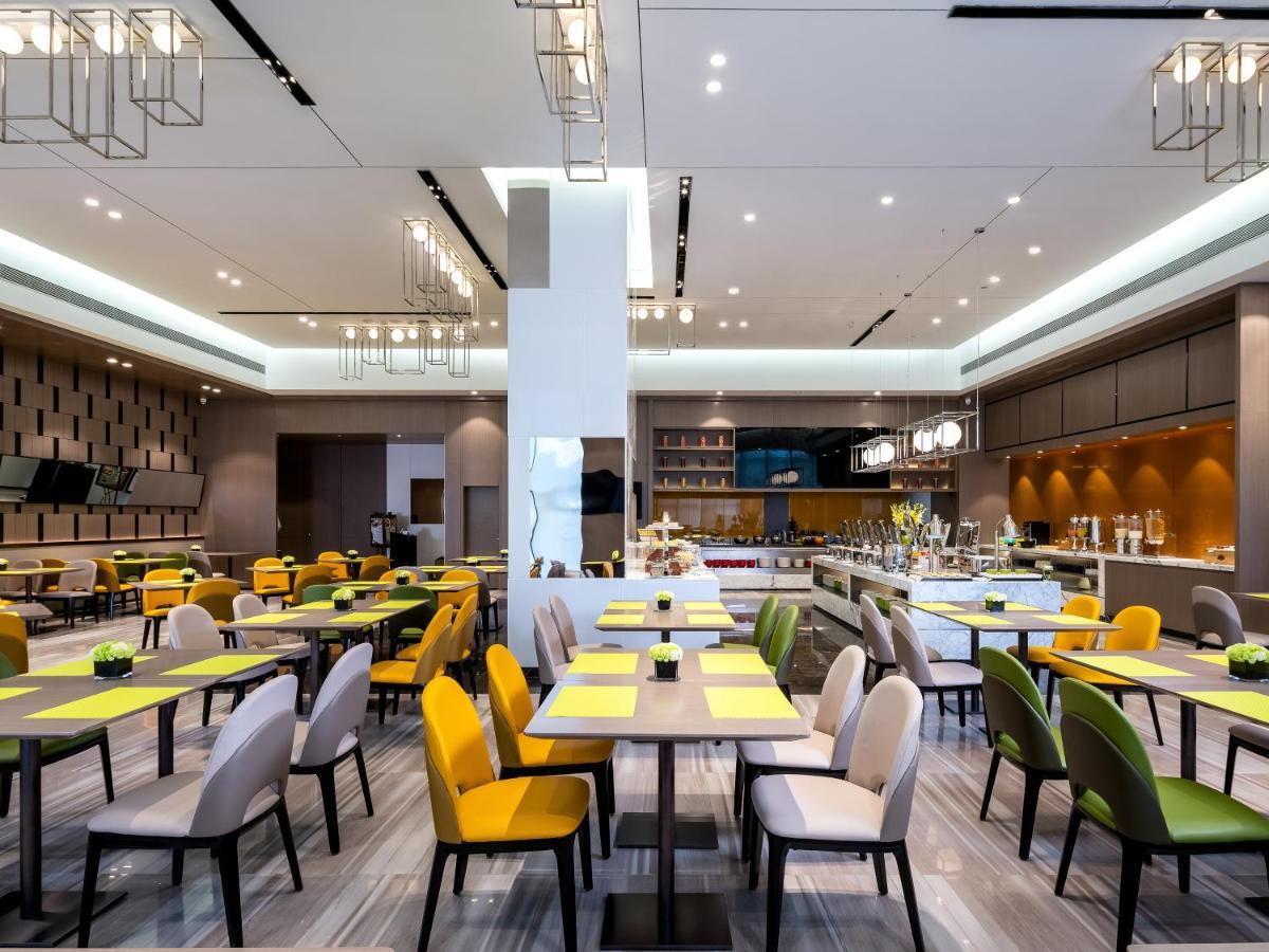 Готель Hampton By Hilton Nanning Wuxiang Екстер'єр фото