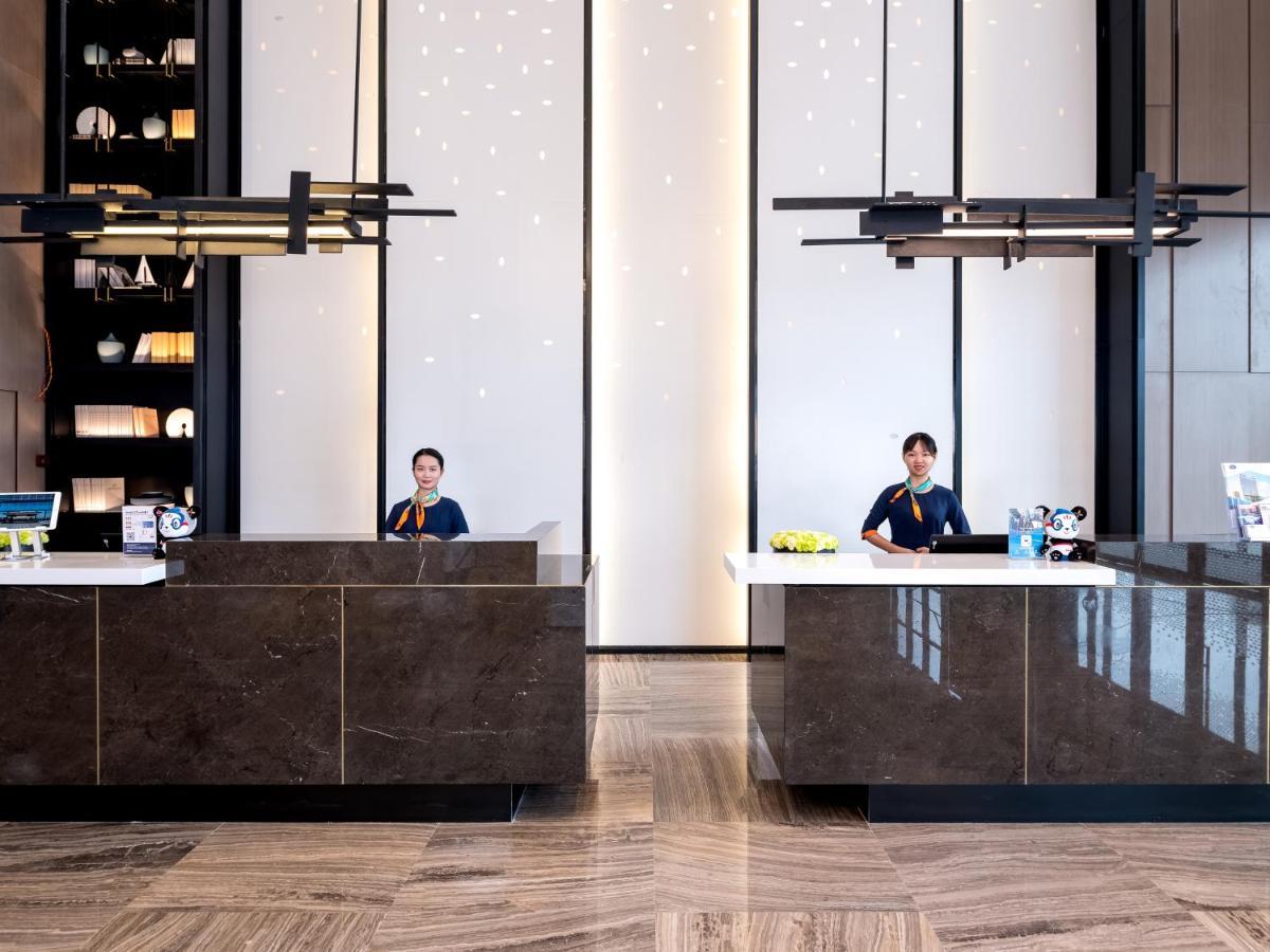 Готель Hampton By Hilton Nanning Wuxiang Екстер'єр фото